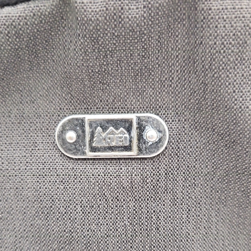 REI Dark Green Gray Tone Backpack with Pink Zipper Pulls - Picture 4 of 12